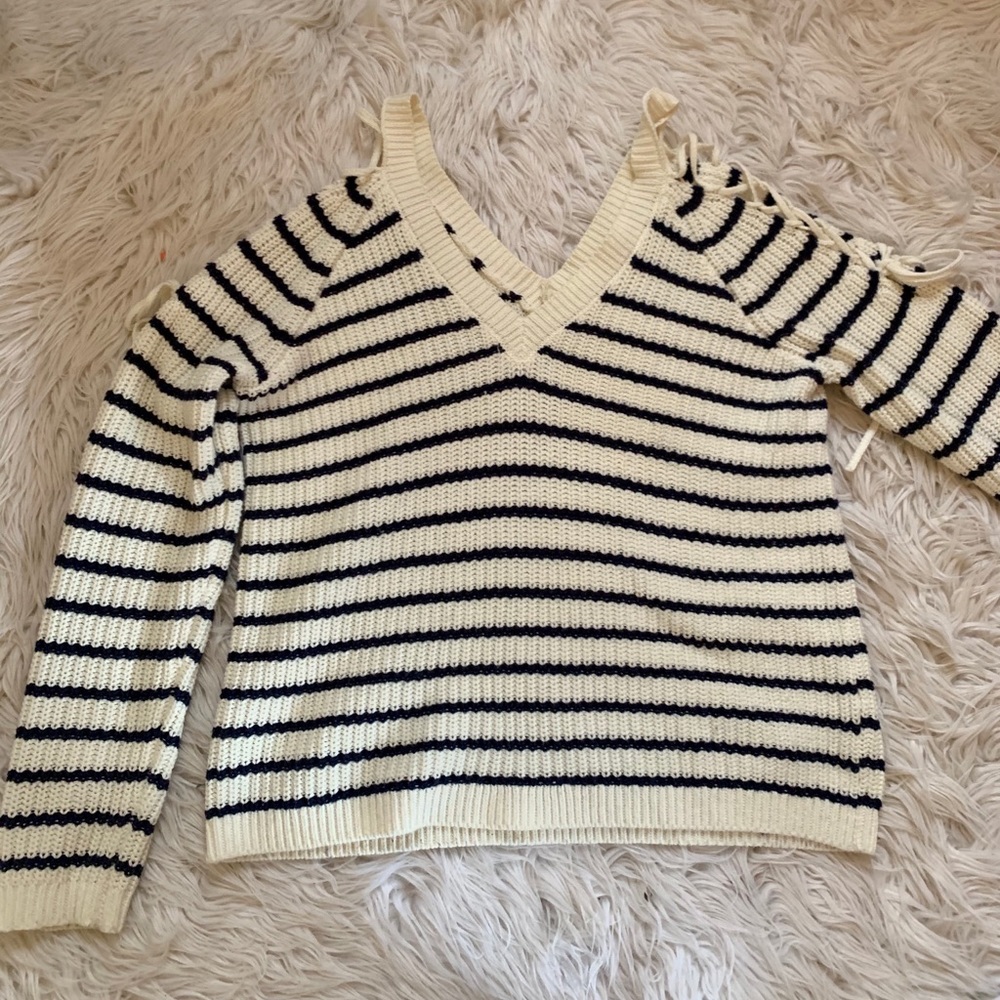 Striped knit long sleeve top